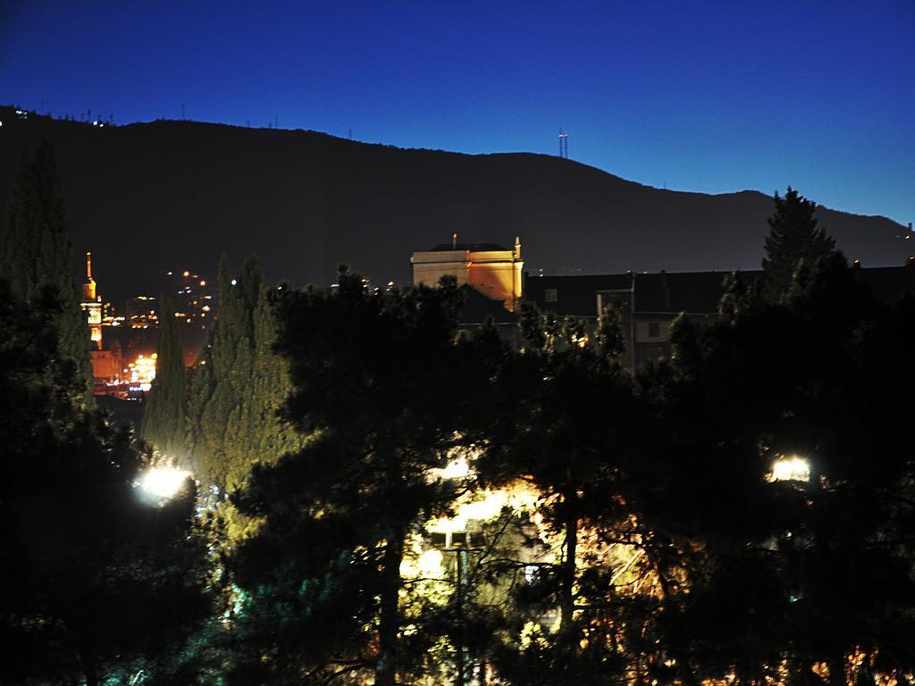 Gold Star Hotel Tbilisi Exterior photo