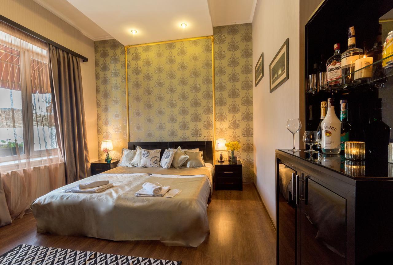 Gold Star Hotel Tbilisi Exterior photo